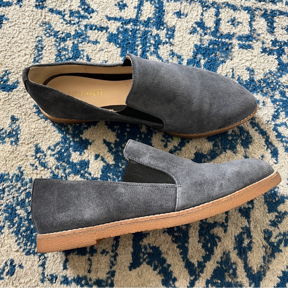Nine West Quinko Gray Suede Women’s Loafer Size 9M